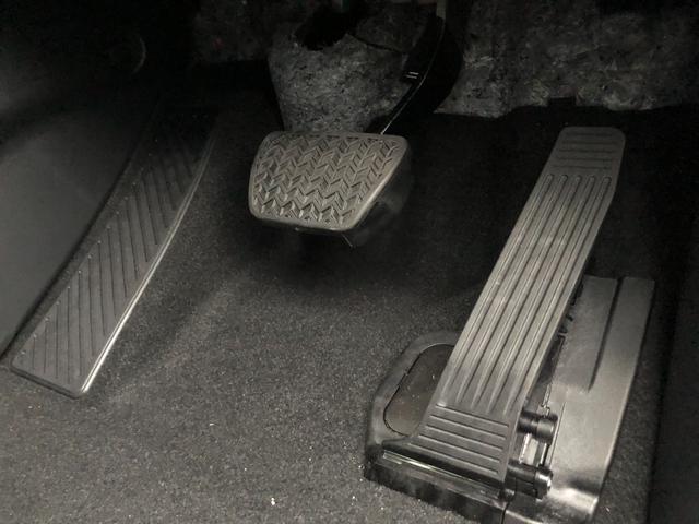 ヴェルファイア Ｚ　プレミア　登録済未使用車　全周囲カメラ　ナビ　クリアランスソナー　オートクルーズコントロール　レーンアシスト　パークアシスト　衝突被害軽減システム　両側電動スライドドア　オートマチックハイビーム　オートライト（34枚目）