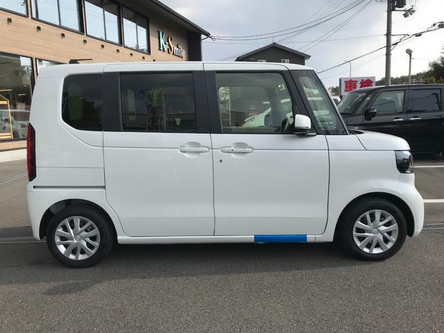 Ｎ－ＢＯＸ ベースグレード　届出済未使用車　バックカメラ　両側スライド・片側電動　クリアランスソナー　オートクルーズコントロール　レーンアシスト　衝突被害軽減システム　オートライト　ＬＥＤヘッドランプ　スマートキー（5枚目）