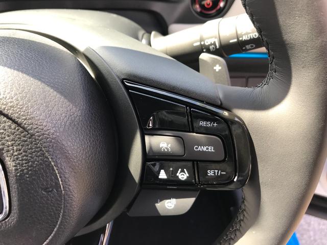 ヴェゼル e:HEV Z・PLaYパッケージ 全周囲カメラ クリアランスソナー オートクルーズコントロール レーンアシスト 衝突被害軽減システム サンルーフ ナビ TV オートライト LEDヘッドランプ アルミホイール スマートキー(10枚目)