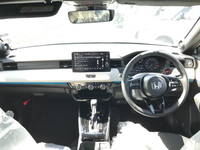 ヴェゼル e:HEV Z・PLaYパッケージ 全周囲カメラ クリアランスソナー オートクルーズコントロール レーンアシスト 衝突被害軽減システム サンルーフ ナビ TV オートライト LEDヘッドランプ 電動リアゲート アルミホイール(2枚目)