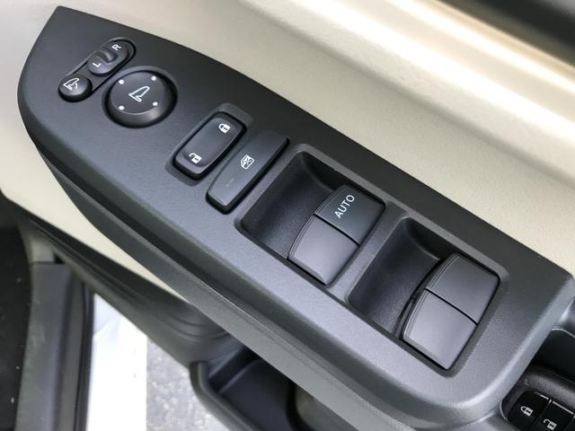 Ｎ－ＢＯＸ ベースグレード　両側スライド・片側電動　クリアランスソナー　オートクルーズコントロール　レーンアシスト　衝突被害軽減システム　オートライト　ＬＥＤヘッドランプ　スマートキー　アイドリングストップ　電動格納ミラー（11枚目）