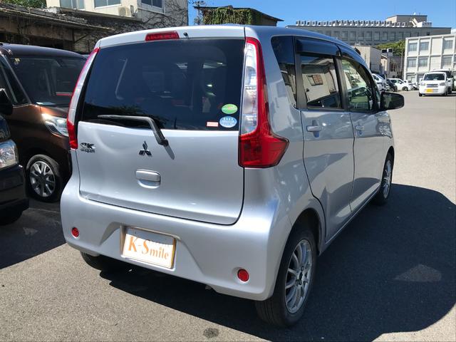 ｅＫワゴン Ｍ　キーレスエントリー　アイドリングストップ　電動格納ミラー　ベンチシート　ＣＶＴ　ＡＢＳ　ＣＤ　アルミホイール　衝突安全ボディ　エアコン　パワーステアリング　パワーウィンドウ（17枚目）