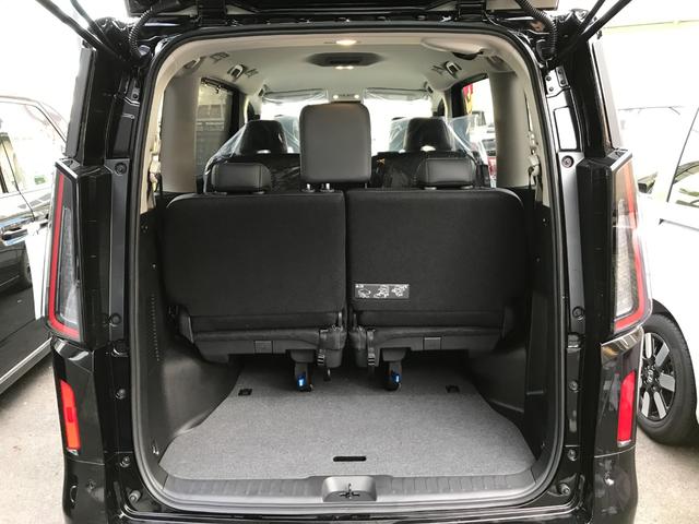 セレナ ｅ－パワー　ハイウェイスターＶ　全周囲カメラ　ＴＶ　クリアランスソナー　オートクルーズコントロール　両側電動スライドドア　オートマチックハイビーム　オートライト　ＬＥＤヘッドランプ　スマートキー　アイドリングストップ　電動格納ミラー（26枚目）