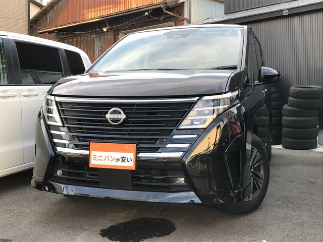 セレナ ｅ－パワー　ハイウェイスターＶ　全周囲カメラ　クリアランスソナー　オートクルーズコントロール　両側電動スライドドア　オートライト　ＬＥＤヘッドランプ　スマートキー　アイドリングストップ　電動格納ミラー　３列シート　フルフラット（11枚目）