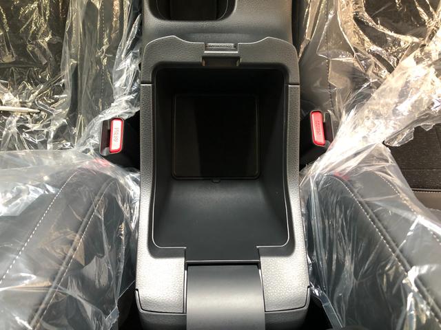 ヴェゼル ｅ：ＨＥＶ　Ｚ　登録済未使用車　衝突軽減ブレーキ　バックカメラ　クリアランスソナー　オートクルーズコントロール　レーンアシスト　衝突被害軽減システム　オートライト　ＬＥＤヘッドランプ　電動リアゲート　アルミホイール（32枚目）