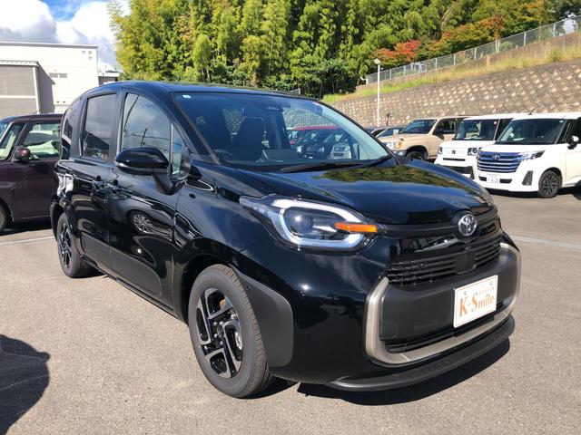 シエンタ ハイブリッドＺ　登録済未使用車　全周囲カメラ　ナビ　クリアランスソナー　オートクルーズコントロール　レーンアシスト　パークアシスト　衝突被害軽減システム　両側電動スライドドア　オートマチックハイビーム　オートライト（6枚目）