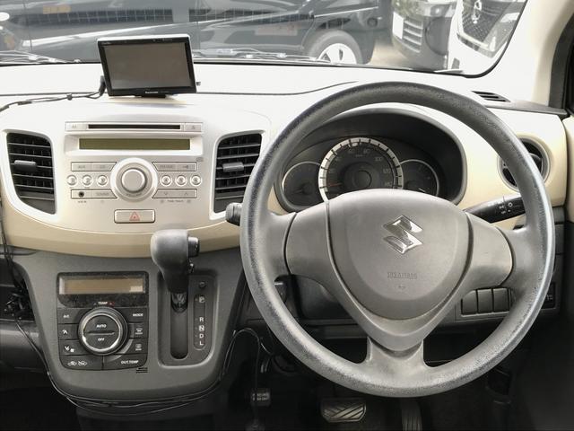 ワゴンＲ ＦＸ　ドライブレコーダー　ナビ　キーレスエントリー　アイドリングストップ　電動格納ミラー　ベンチシート　ＣＶＴ　盗難防止システム　ＡＢＳ　ＣＤ　ミュージックプレイヤー接続可　衝突安全ボディ　エアコン（3枚目）