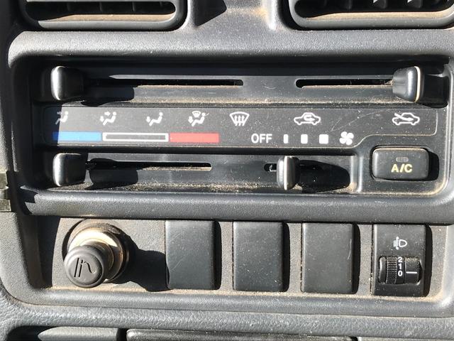キャリイトラック KC 軽トラック MT エアコン 運転席エアバッグ ラジオ(11枚目)