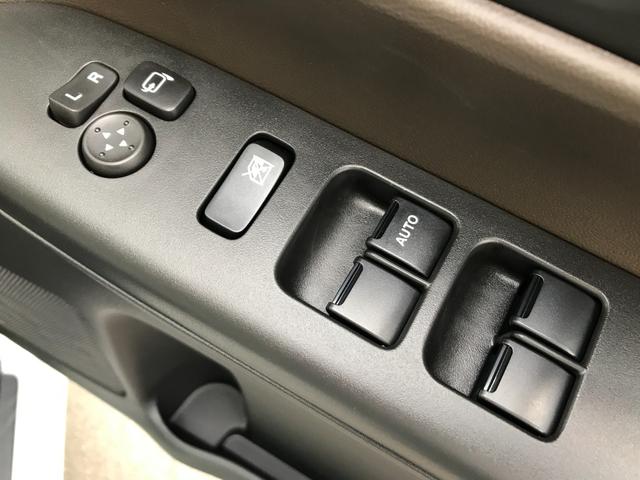 スペーシア ハイブリッドＸ　両側電動スライドドア　クリアランスソナー　オートクルーズコントロール　レーンアシスト　衝突被害軽減システム　オートライト　ＬＥＤヘッドランプ　スマートキー　アイドリングストップ　電動格納ミラー（15枚目）