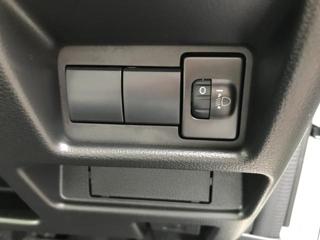 スペーシア ハイブリッドＸ　両側電動スライドドア　クリアランスソナー　オートクルーズコントロール　レーンアシスト　衝突被害軽減システム　オートライト　ＬＥＤヘッドランプ　スマートキー　アイドリングストップ　電動格納ミラー（33枚目）