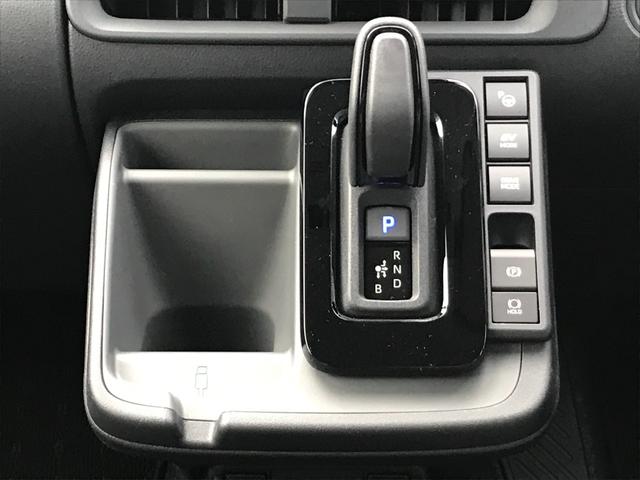 シエンタ ハイブリッドＺ　全周囲カメラ　ＴＶ　クリアランスソナー　オートクルーズコントロール　レーンアシスト　パークアシスト　衝突被害軽減システム　両側電動スライドドア　オートマチックハイビーム　オートライト（10枚目）