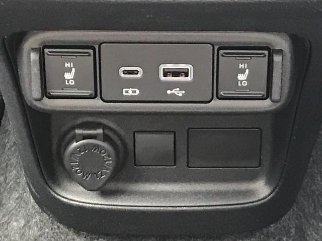 シエンタ ハイブリッドＺ　全周囲カメラ　ＴＶ　クリアランスソナー　オートクルーズコントロール　レーンアシスト　パークアシスト　衝突被害軽減システム　両側電動スライドドア　オートマチックハイビーム　オートライト（27枚目）