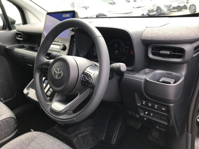 シエンタ ハイブリッドＺ　全周囲カメラ　ＴＶ　クリアランスソナー　オートクルーズコントロール　レーンアシスト　パークアシスト　衝突被害軽減システム　両側電動スライドドア　オートマチックハイビーム　オートライト（41枚目）