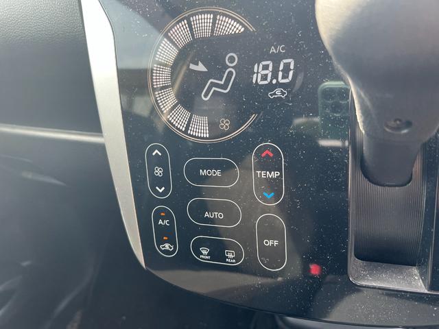 ｅＫカスタム 　Ｅ　ｅ－アシスト　バックカメラ　オートライト　スマートキー　電動格納ミラー　ベンチシート　ＣＶＴ　ＣＤ　ＵＳＢ　アルミホイール　エアコン　パワーウィンドウ（6枚目）