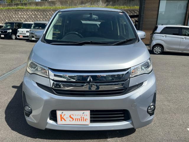 ｅＫカスタム 　Ｅ　ｅ－アシスト　バックカメラ　オートライト　スマートキー　電動格納ミラー　ベンチシート　ＣＶＴ　ＣＤ　ＵＳＢ　アルミホイール　エアコン　パワーウィンドウ（13枚目）