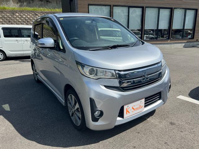 ｅＫカスタム 　Ｅ　ｅ－アシスト　バックカメラ　オートライト　スマートキー　電動格納ミラー　ベンチシート　ＣＶＴ　ＣＤ　ＵＳＢ　アルミホイール　エアコン　パワーウィンドウ（14枚目）