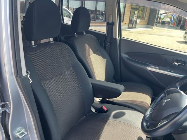 ｅＫカスタム 　Ｅ　ｅ－アシスト　バックカメラ　オートライト　スマートキー　電動格納ミラー　ベンチシート　ＣＶＴ　ＣＤ　ＵＳＢ　アルミホイール　エアコン　パワーウィンドウ（25枚目）