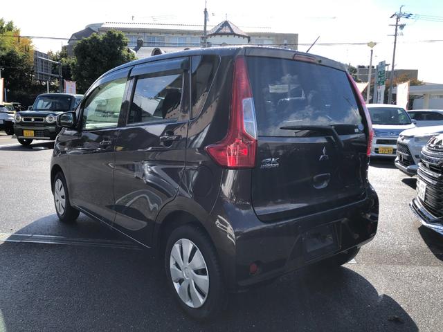 ｅＫワゴン Ｅ　ｅ－アシスト　ＥＴＣ　ＴＶ　クリアランスソナー　衝突被害軽減システム　キーレスエントリー　電動格納ミラー　シートヒーター　ベンチシート　ＣＶＴ　ＡＢＳ　ＥＳＣ　衝突安全ボディ　エアコン　パワーステアリング（12枚目）