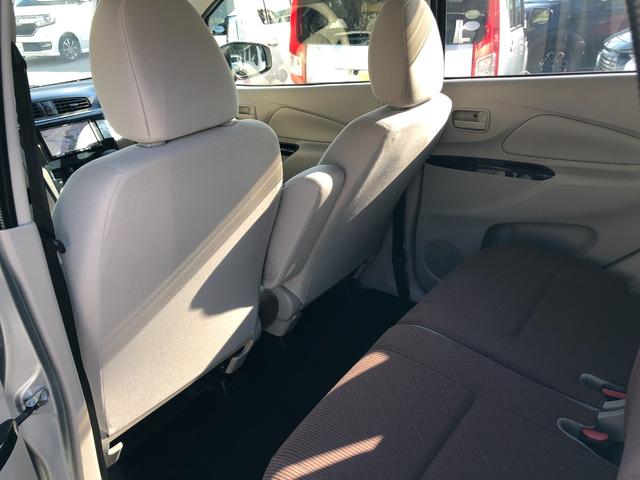 ｅＫワゴン Ｅ　ｅ－アシスト　ナビ　ＴＶ　クリアランスソナー　衝突被害軽減システム　キーレスエントリー　電動格納ミラー　シートヒーター　ベンチシート　ＣＶＴ　ＡＢＳ　ＥＳＣ　ＣＤ　ＵＳＢ　衝突安全ボディ　エアコン（15枚目）