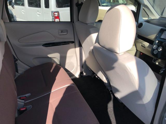 ｅＫワゴン Ｅ　ｅ－アシスト　ナビ　ＴＶ　クリアランスソナー　衝突被害軽減システム　キーレスエントリー　電動格納ミラー　シートヒーター　ベンチシート　ＣＶＴ　ＡＢＳ　ＥＳＣ　ＣＤ　ＵＳＢ　衝突安全ボディ　エアコン（18枚目）