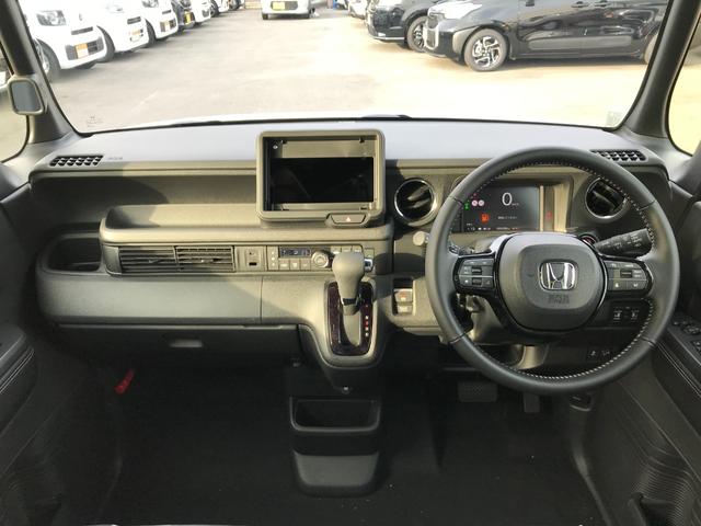 N-BOXカスタム コーディネートスタイル 両側電動スライドドア クリアランスソナー オートクルーズコントロール レーンアシスト 衝突被害軽減システム オートライト LEDヘッドランプ スマートキー アイドリングストップ 電動格納ミラー(6枚目)