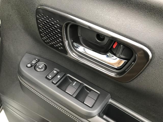 N-BOXカスタム コーディネートスタイル 両側電動スライドドア クリアランスソナー オートクルーズコントロール レーンアシスト 衝突被害軽減システム オートライト LEDヘッドランプ スマートキー アイドリングストップ 電動格納ミラー(14枚目)