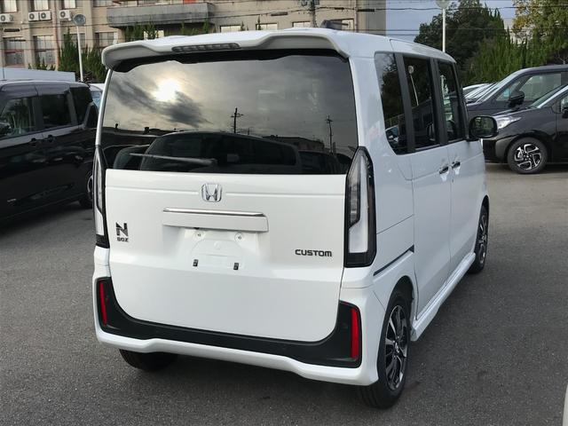 N-BOXカスタム コーディネートスタイル 両側電動スライドドア クリアランスソナー オートクルーズコントロール レーンアシスト 衝突被害軽減システム オートライト LEDヘッドランプ スマートキー アイドリングストップ 電動格納ミラー(20枚目)