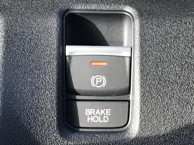 N-BOXカスタム コーディネートスタイル 両側電動スライドドア クリアランスソナー オートクルーズコントロール レーンアシスト 衝突被害軽減システム オートライト LEDヘッドランプ スマートキー アイドリングストップ 電動格納ミラー(44枚目)