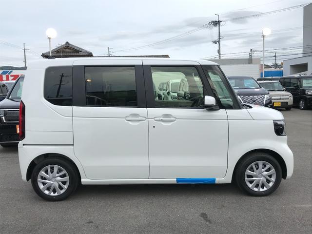 Ｎ－ＢＯＸ ベースグレード　両側スライド・片側電動　クリアランスソナー　オートクルーズコントロール　レーンアシスト　衝突被害軽減システム　オートライト　ＬＥＤヘッドランプ　スマートキー　アイドリングストップ　電動格納ミラー（19枚目）