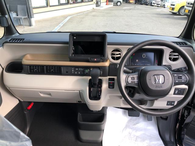 Ｎ－ＢＯＸ ベースグレード　両側スライドドア　クリアランスソナー　オートクルーズコントロール　衝突被害軽減システム　ＬＥＤヘッドランプ　スマートキー　アイドリングストップ　ベンチシート　ＣＶＴ　盗難防止システム　ＡＢＳ　ＥＳＣ（4枚目）