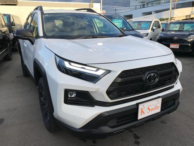 RAV4 ハイブリッドアドベンチャー オフロードパッケージII 4WD 全周囲カメラ クリアランスソナー オートクルーズコントロール レーンアシスト パワーシート 衝突被害軽減システム TV オートマチックハイビーム オートライト LEDヘッドランプ(18枚目)