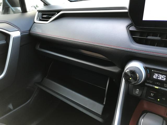 RAV4 ハイブリッドアドベンチャー オフロードパッケージII 4WD 全周囲カメラ クリアランスソナー オートクルーズコントロール レーンアシスト パワーシート 衝突被害軽減システム TV オートマチックハイビーム オートライト LEDヘッドランプ(45枚目)