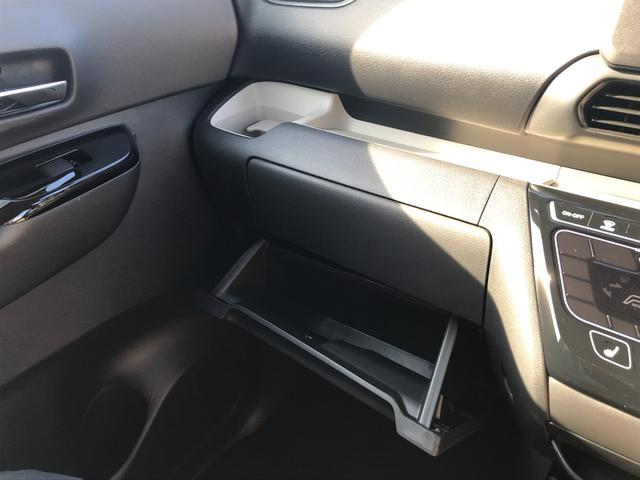 デリカミニ Ｔ　プレミアム　全周囲カメラ　両側電動スライドドア　オートクルーズコントロール　衝突被害軽減システム　オートライト　ＬＥＤヘッドランプ　スマートキー　アイドリングストップ　電動格納ミラー　シートヒーター　ベンチシート（42枚目）