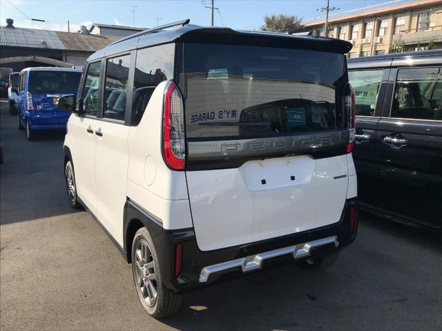 デリカミニ Ｇ　プレミアム　全周囲カメラ　両側電動スライドドア　クリアランスソナー　オートクルーズコントロール　スマートキー　アイドリングストップ　電動格納ミラー　シートヒーター　ベンチシート　ＣＶＴ　ＡＢＳ　ＥＳＣ（32枚目）