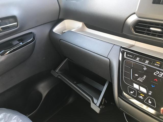 デリカミニ Ｇ　プレミアム　全周囲カメラ　両側電動スライドドア　クリアランスソナー　オートクルーズコントロール　スマートキー　アイドリングストップ　電動格納ミラー　シートヒーター　ベンチシート　ＣＶＴ　ＡＢＳ　ＥＳＣ（42枚目）