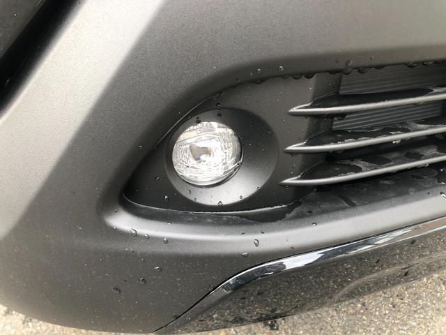 カローラクロス ハイブリッド　Ｚ　全周囲カメラ　クリアランスソナー　オートクルーズコントロール　レーンアシスト　パワーシート　パークアシスト　衝突被害軽減システム　サンルーフ　ＴＶ　オートマチックハイビーム　オートライト（16枚目）