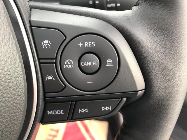 カローラクロス ハイブリッド　Ｚ　全周囲カメラ　クリアランスソナー　オートクルーズコントロール　レーンアシスト　パワーシート　パークアシスト　衝突被害軽減システム　サンルーフ　ＴＶ　オートマチックハイビーム　オートライト（39枚目）