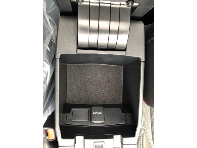 カローラクロス ハイブリッド　Ｚ　全周囲カメラ　クリアランスソナー　オートクルーズコントロール　レーンアシスト　パワーシート　パークアシスト　衝突被害軽減システム　サンルーフ　ＴＶ　オートマチックハイビーム　オートライト（49枚目）