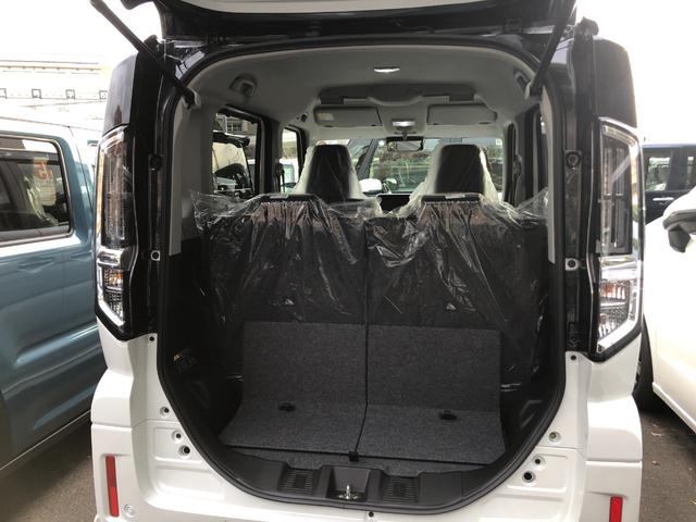 スペーシアカスタム ハイブリッドＸＳ　両側電動スライドドア　クリアランスソナー　オートクルーズコントロール　レーンアシスト　衝突被害軽減システム　オートライト　ＬＥＤヘッドランプ　スマートキー　アイドリングストップ　電動格納ミラー（14枚目）