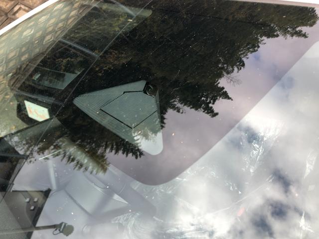 フリード エアー　ＥＸ　クリアランスソナー　オートクルーズコントロール　レーンアシスト　衝突被害軽減システム　両側電動スライドドア　オートライト　ＬＥＤヘッドランプ　スマートキー　電動格納ミラー　シートヒーター　３列シート（14枚目）