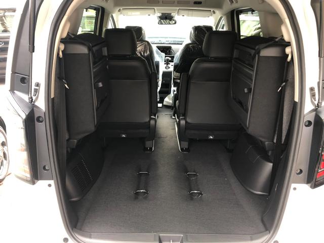 フリード エアー　ＥＸ　クリアランスソナー　オートクルーズコントロール　レーンアシスト　衝突被害軽減システム　両側電動スライドドア　オートライト　ＬＥＤヘッドランプ　スマートキー　電動格納ミラー　シートヒーター　３列シート（16枚目）