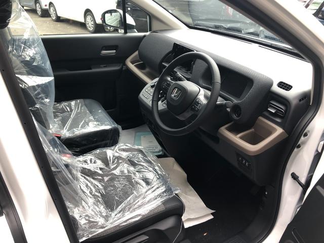 フリード エアー EX クリアランスソナー オートクルーズコントロール レーンアシスト 衝突被害軽減システム 両側電動スライドドア オートライト LEDヘッドランプ スマートキー 電動格納ミラー シートヒーター 3列シート(19枚目)