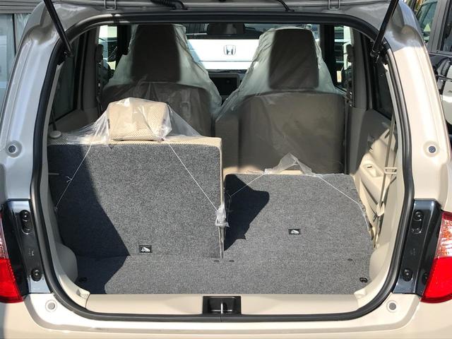 アルトラパン ハイブリッドL クリアランスソナー レーンアシスト 衝突被害軽減システム オートライト LEDヘッドランプ スマートキー アイドリングストップ 電動格納ミラー シートヒーター ベンチシート CVT 盗難防止システム(32枚目)