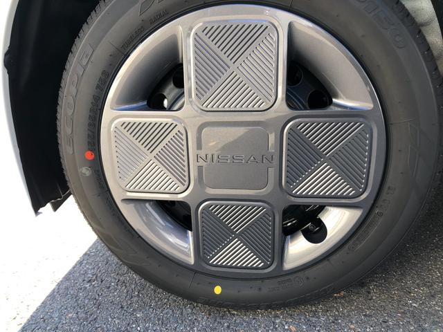 ルークス Ｘ　両側スライド・片側電動　クリアランスソナー　衝突被害軽減システム　オートマチックハイビーム　オートライト　ＬＥＤヘッドランプ　スマートキー　アイドリングストップ　電動格納ミラー　ベンチシート　ＣＶＴ（13枚目）