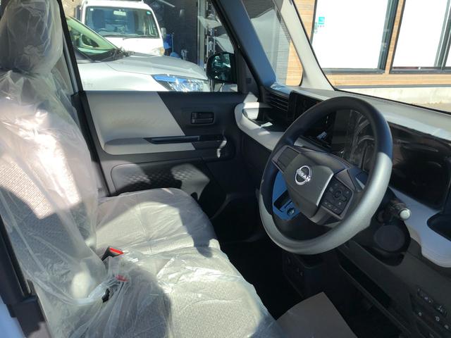 ルークス Ｘ　両側スライド・片側電動　クリアランスソナー　衝突被害軽減システム　オートマチックハイビーム　オートライト　ＬＥＤヘッドランプ　スマートキー　アイドリングストップ　電動格納ミラー　ベンチシート　ＣＶＴ（27枚目）