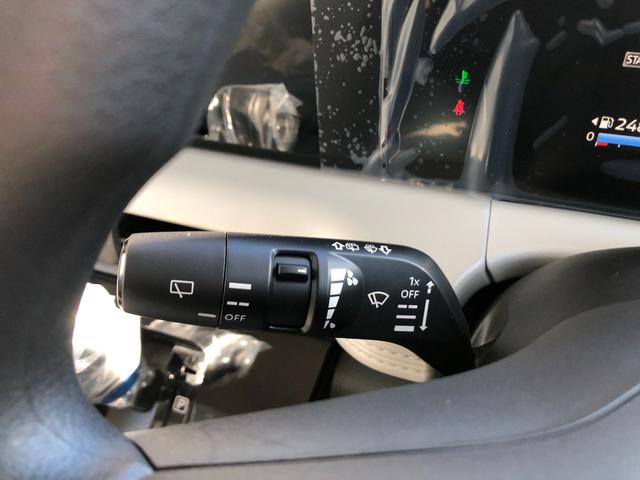 ルークス Ｘ　両側スライド・片側電動　クリアランスソナー　衝突被害軽減システム　オートマチックハイビーム　オートライト　ＬＥＤヘッドランプ　スマートキー　アイドリングストップ　電動格納ミラー　ベンチシート　ＣＶＴ（33枚目）