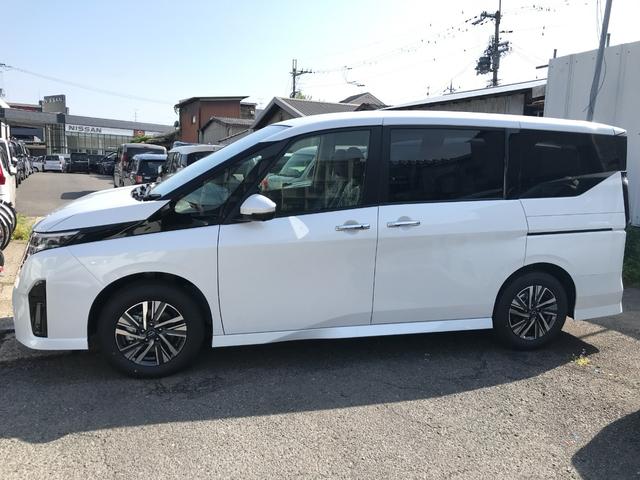 セレナ e-パワー ハイウェイスターV 全周囲カメラ TV クリアランスソナー 両側電動スライドドア 電動格納ミラー 3列シート CVT USB Bluetooth(51枚目)