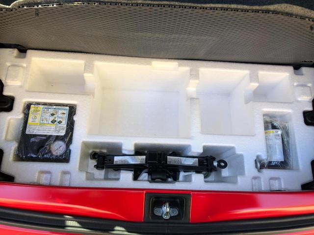 アルト Ｘ　ＥＴＣ　バックカメラ　ナビ　ＴＶ　衝突被害軽減システム　スマートキー　アイドリングストップ　電動格納ミラー　シートヒーター　ＣＶＴ　盗難防止システム　ＡＢＳ　ＥＳＣ　ＣＤ　アルミホイール（18枚目）