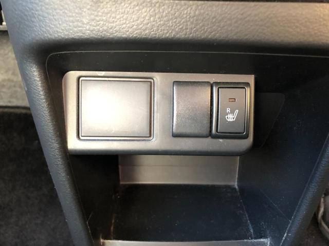 アルト Ｘ　ＥＴＣ　バックカメラ　ナビ　ＴＶ　衝突被害軽減システム　スマートキー　アイドリングストップ　電動格納ミラー　シートヒーター　ＣＶＴ　盗難防止システム　ＡＢＳ　ＥＳＣ　ＣＤ　アルミホイール（30枚目）