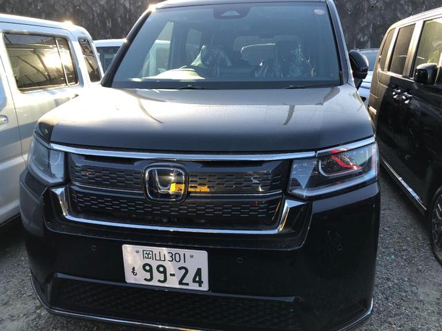 ステップワゴン ｅ：ＨＥＶスパーダ　全周囲カメラ　ナビ　クリアランスソナー　オートクルーズコントロール　レーンアシスト　衝突被害軽減システム　両側電動スライドドア　オートライト　ＬＥＤヘッドランプ　電動リアゲート　スマートキー（6枚目）